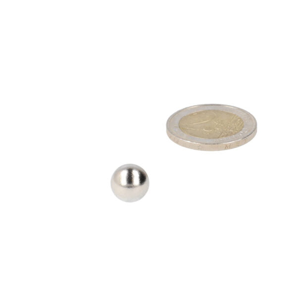 Small glossy 10 mm silver ball magnet suitable for various applications