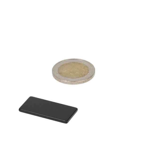 Black neodymium block magnet 30 x 15 x 2 mm epoxy coated powerful magnet n42 for industrial use