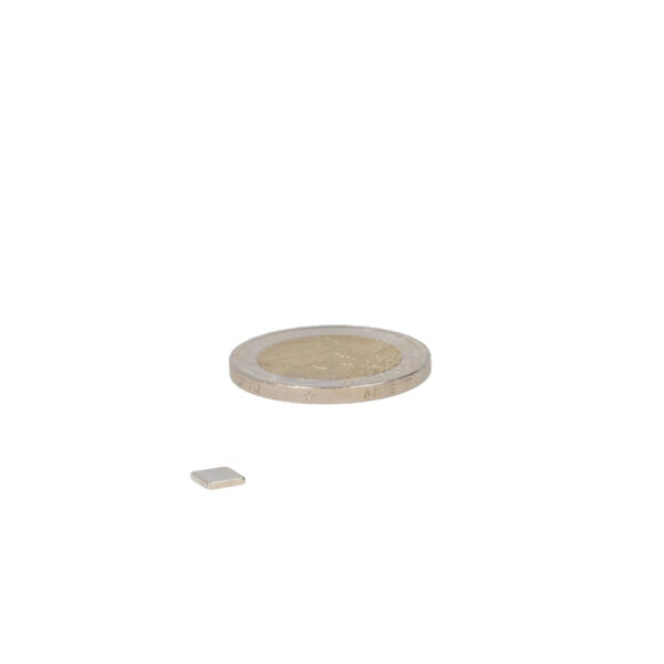 Neodymium block magnet 5x5x1 mm with metallic silver finish for technical applications