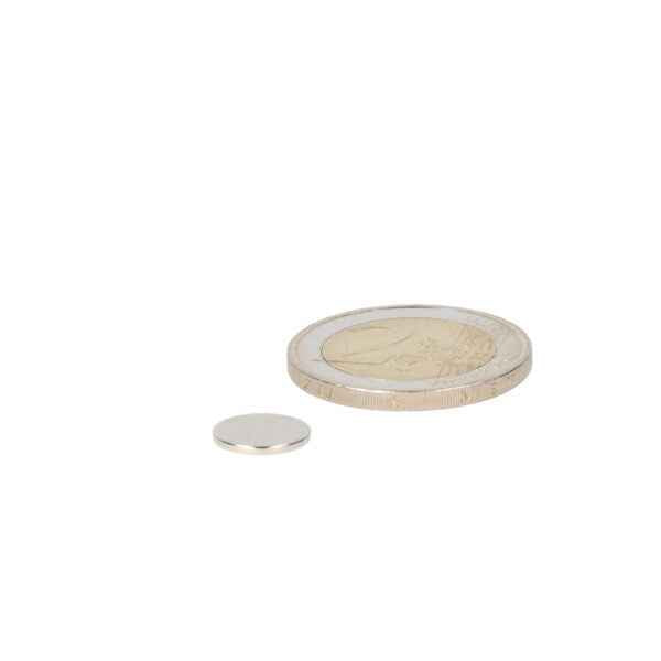 Powerful neodymium magnet disc magnet 10 x 1 mm with smooth silver metal surface and flat round shape
