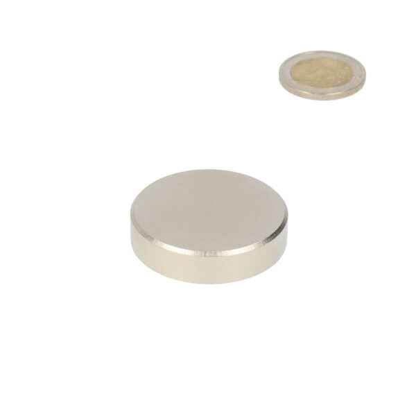 Silver disc magnet 40 x 10 mm of neodymium with smooth polished metallic finish as neodymium magnet